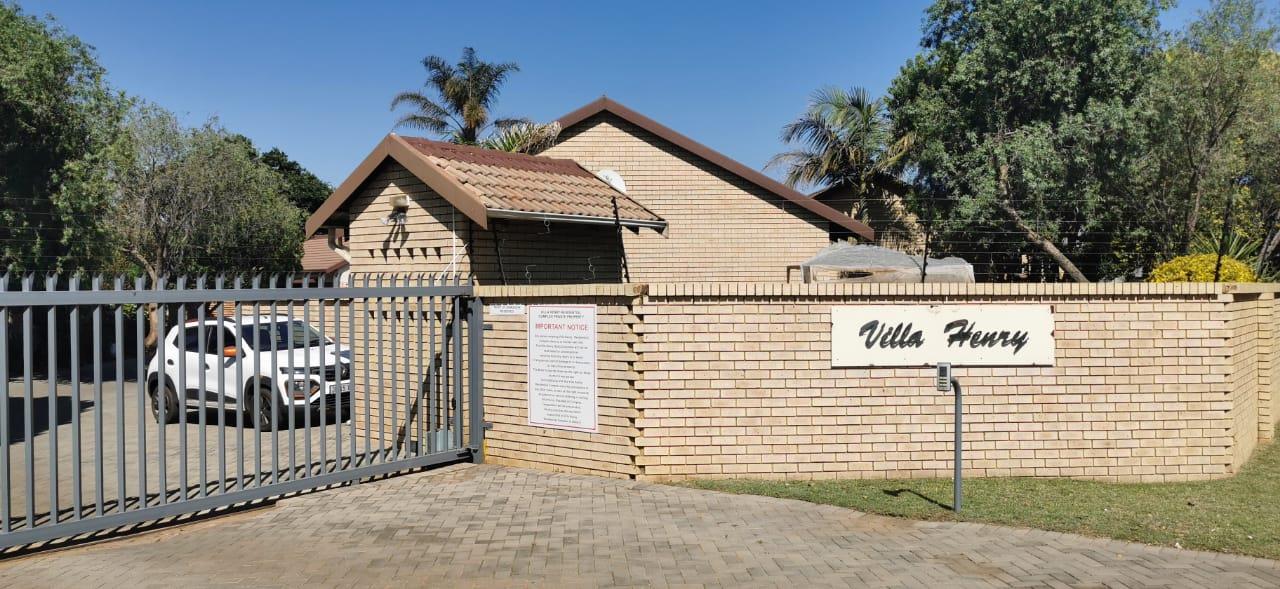 2 Bedroom Townhouse in Rietvalleirand