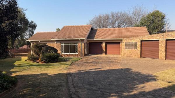 6 Bedroom House