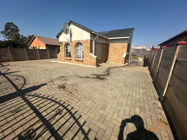2 Bedroom House