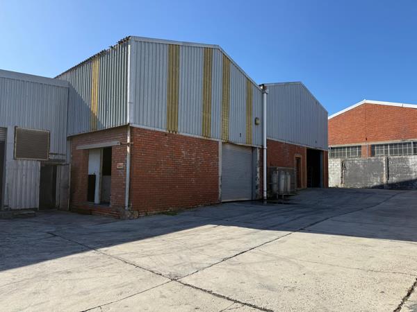 350 m² Industrial space