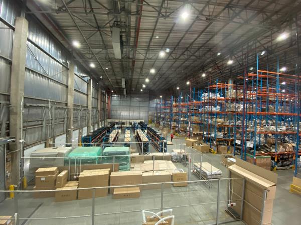 12 400 m² Industrial space
