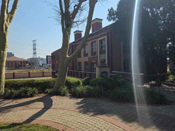 104 m² Commercial space
