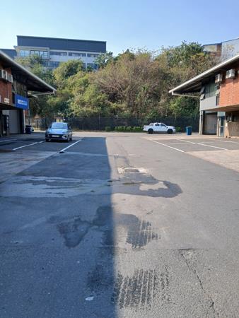296 m² Industrial space