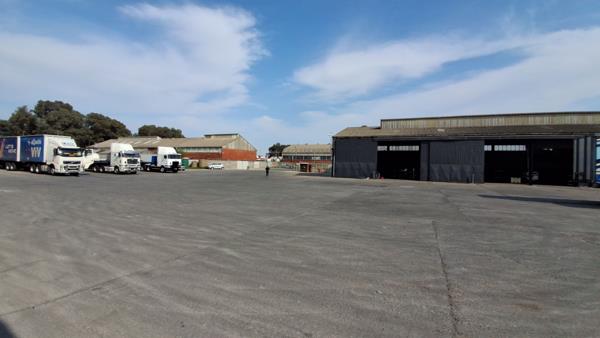 490 m² Industrial space