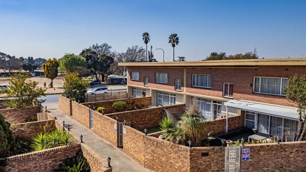 2 Bedroom Duplex