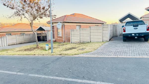 2 Bedroom House