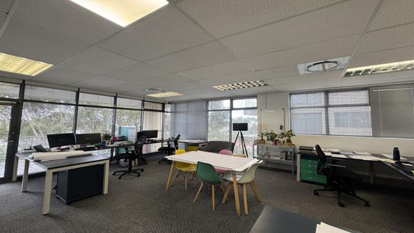 429 m² Commercial space