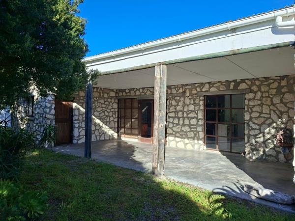 1 Bedroom House