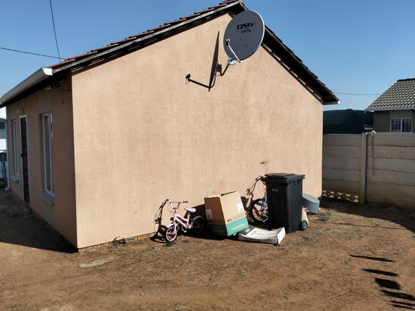 2 Bedroom House