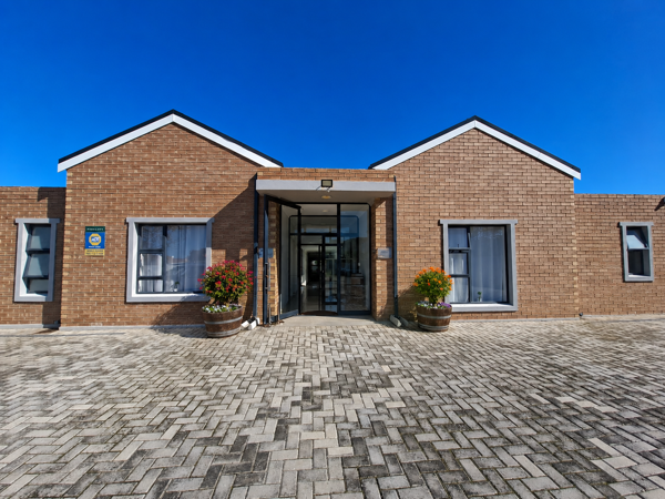 8 Bedroom House