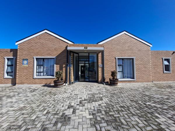 8 Bedroom House