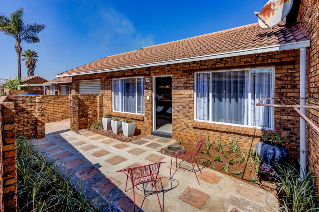 3 Bedroom Townhouse