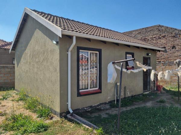 2 Bedroom House