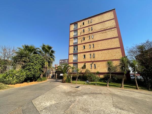 5 Bedroom Apartment