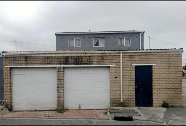 18 Bedroom House