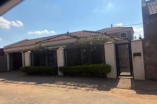 4 Bedroom House