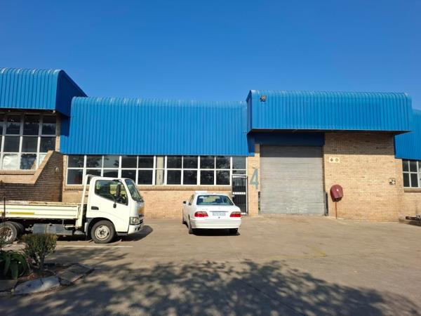 350 m² Industrial space
