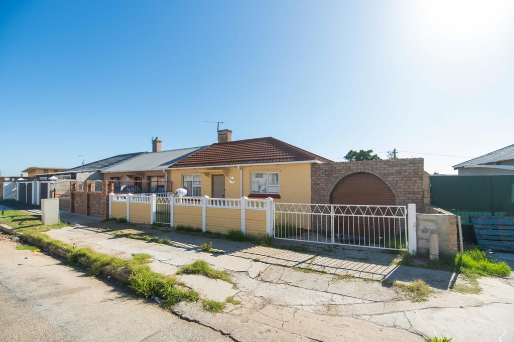 2 Bedroom House