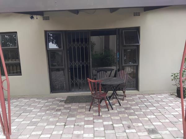 1 Bedroom Garden Cottage
