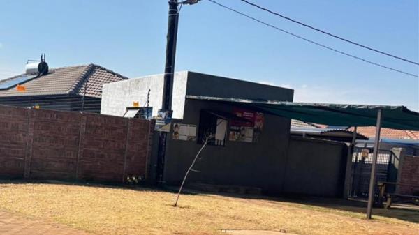2 Bedroom House