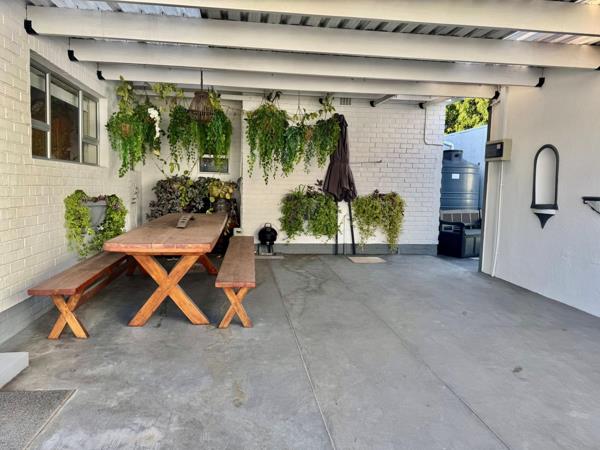 1 Bedroom Garden Cottage
