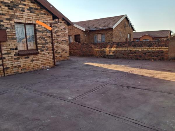 2 Bedroom House