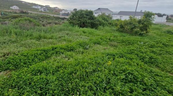 435 m² Land
