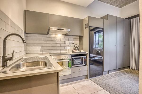 Studio Apartment