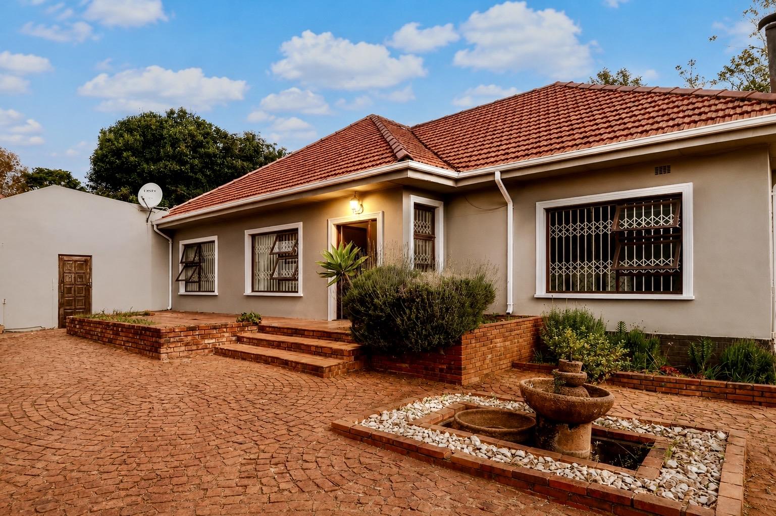 3 Bedroom House in Greenside