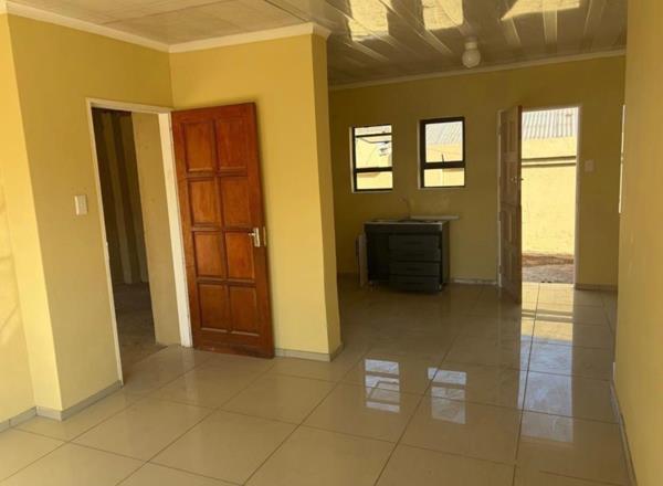 2 Bedroom House