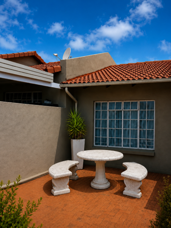 2 Bedroom Townhouse