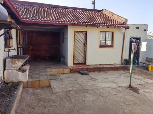 2 Bedroom House