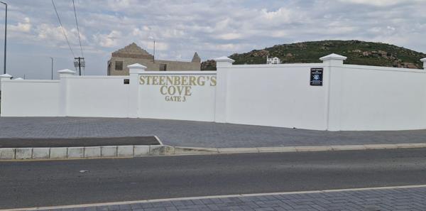 270 m² Land