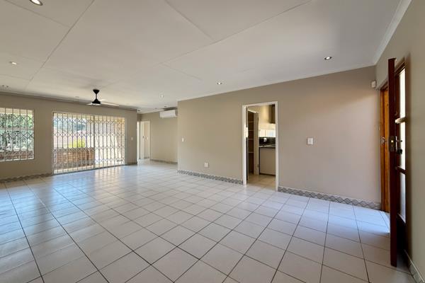 2 Bedroom House in Kensington B