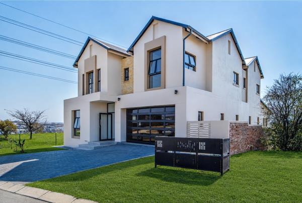 5 Bedroom House
