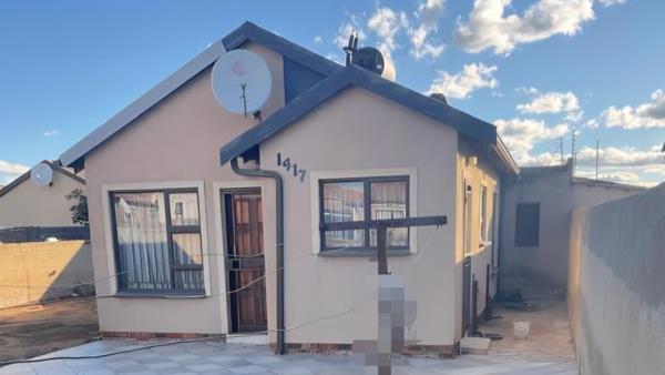 2 Bedroom House