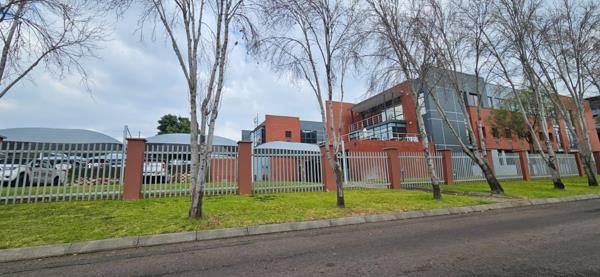 781 m² Commercial space