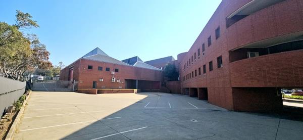 3 229 m² Industrial space