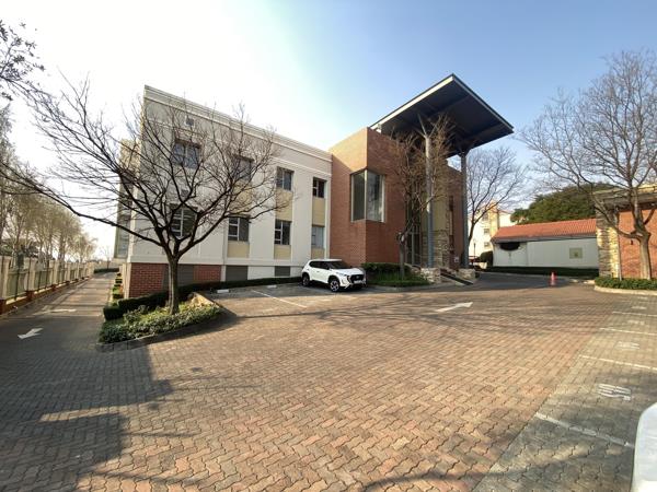 244 m² Commercial space