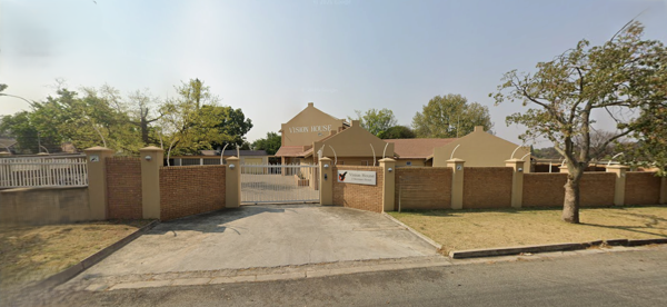 438 m² Commercial space