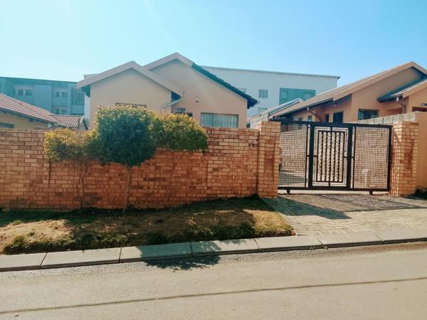 2 Bedroom House
