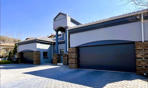 5 Bedroom House