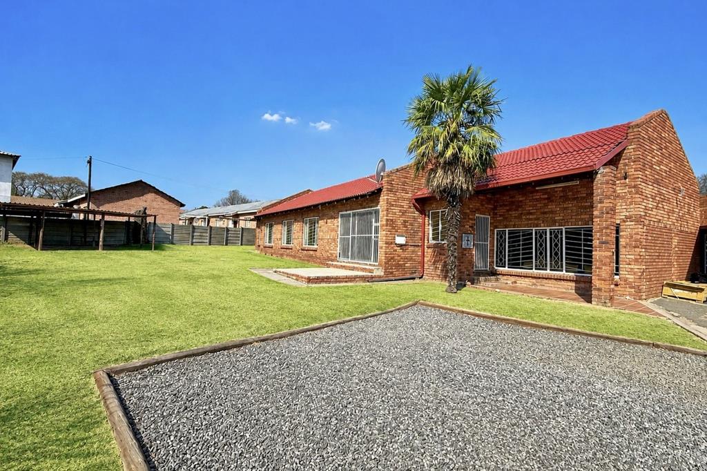 4 Bedroom House