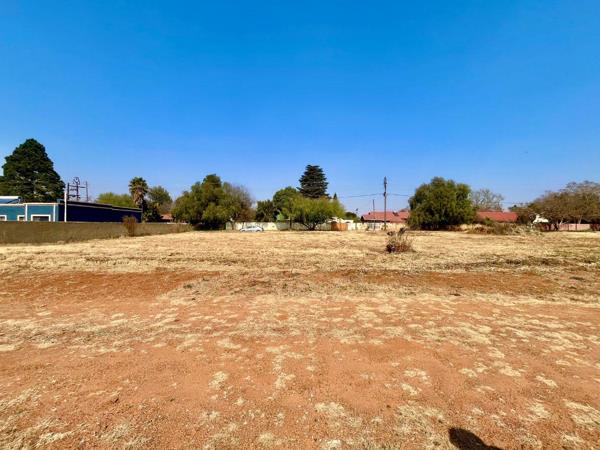 1 016 m² Land