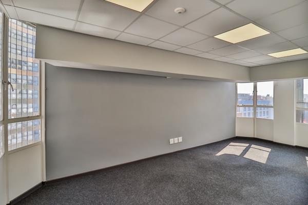 28 m² Commercial space