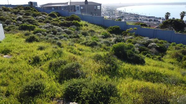 718 m² Land