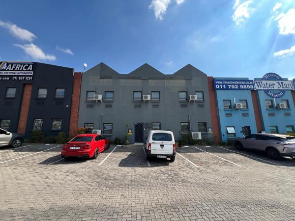661 m² Industrial space