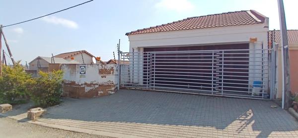 2 Bedroom House