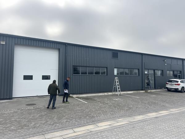 362 m² Industrial space