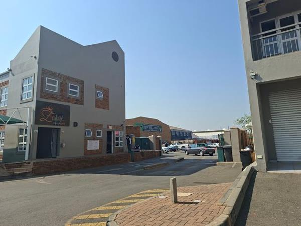 133 m² Commercial space